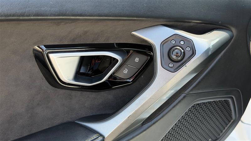 2019 Lamborghini Huracan LP 580-2 Spyder