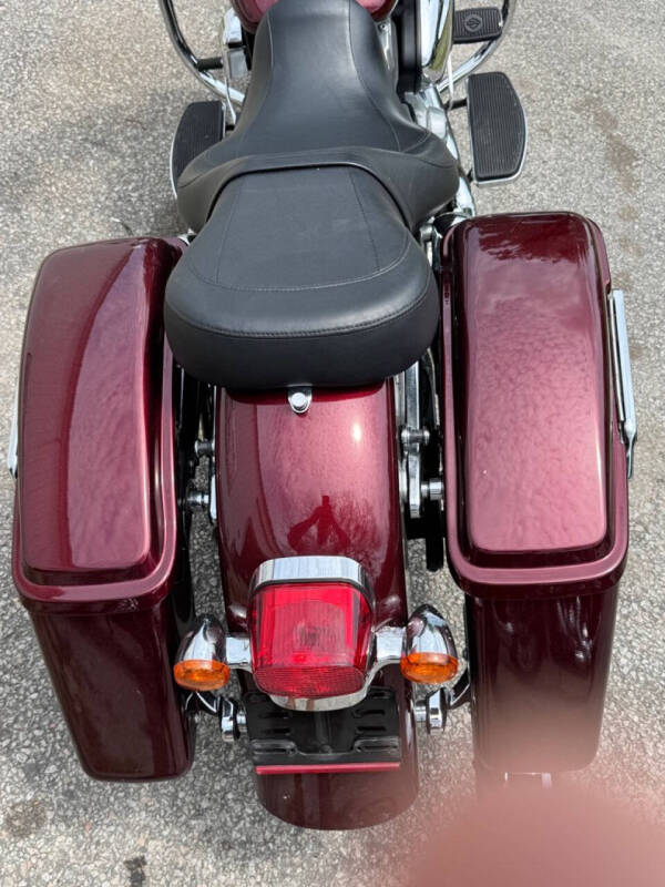 2015 Harley-Davidson FLD