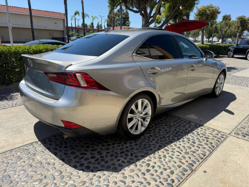 2016 Lexus IS 200t