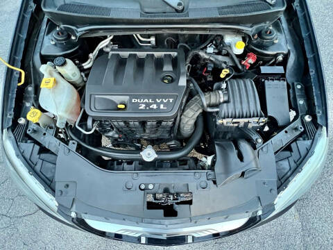 2013 Chrysler 200 LX