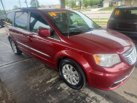 2014 Chrysler Town and Country Touring