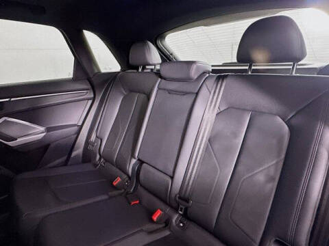 2024 Audi Q3 quattro S line Premium 45 TFSI