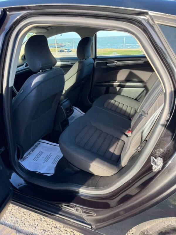 2019 Ford Fusion SE