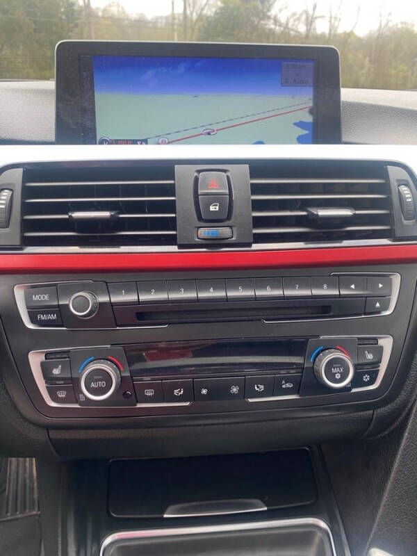 2012 BMW 3 Series 328i