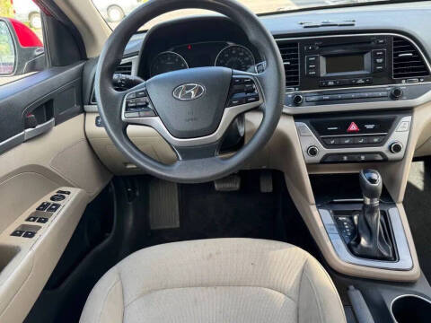 2017 Hyundai Elantra