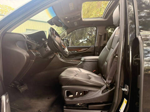2016 Cadillac Escalade ESV Luxury Collection