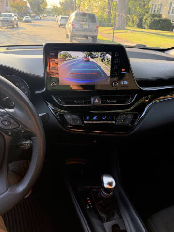 2019 Toyota C-HR LE