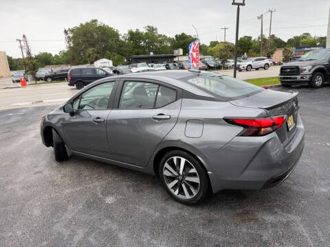 2020 Nissan Versa SR