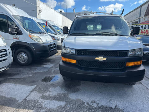 2018 Chevrolet Express 2500