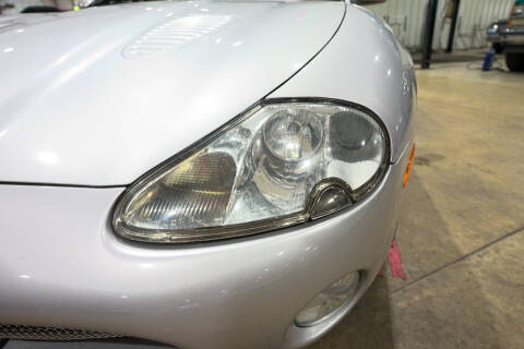 2001 Jaguar XKR
