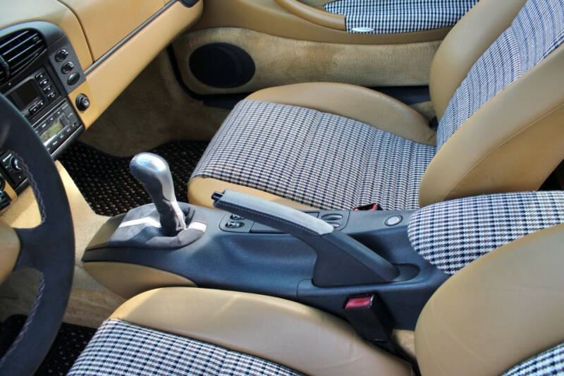 1999 Porsche 911 Carrera