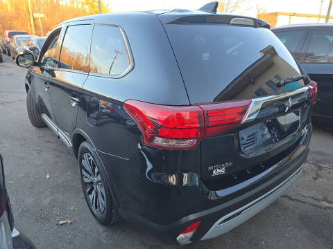 2019 Mitsubishi Outlander SE