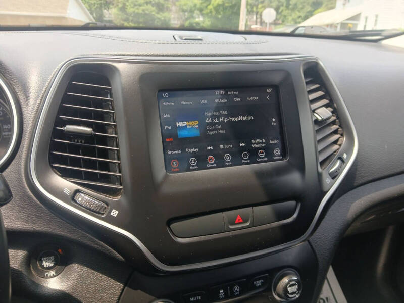 2019 Jeep Cherokee Latitude Plus