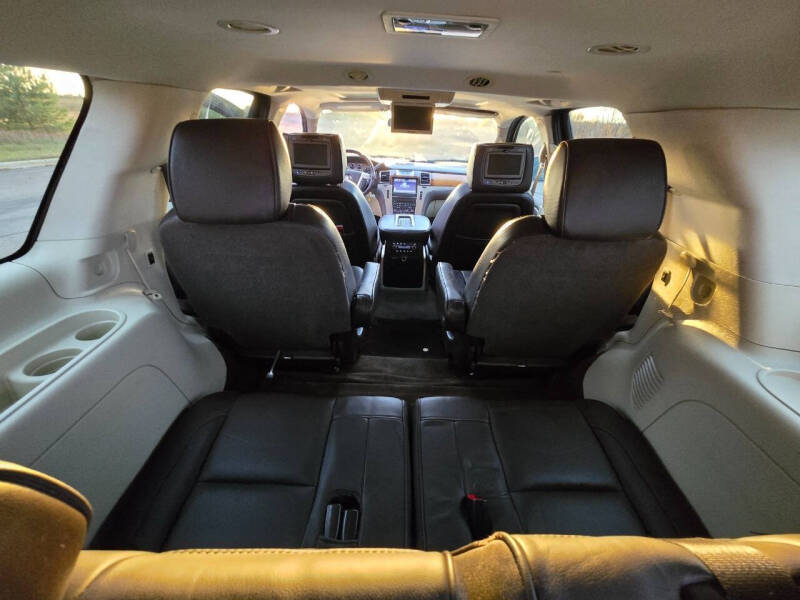 2013 Cadillac Escalade Platinum Edition