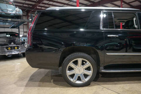 2018 Cadillac Escalade ESV Luxury