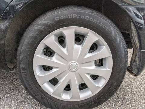 2016 Nissan Versa 1.6 S