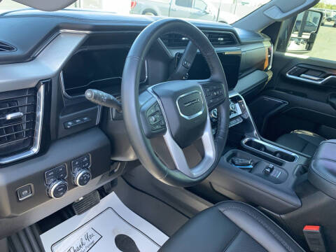 2025 GMC Sierra 2500HD Denali