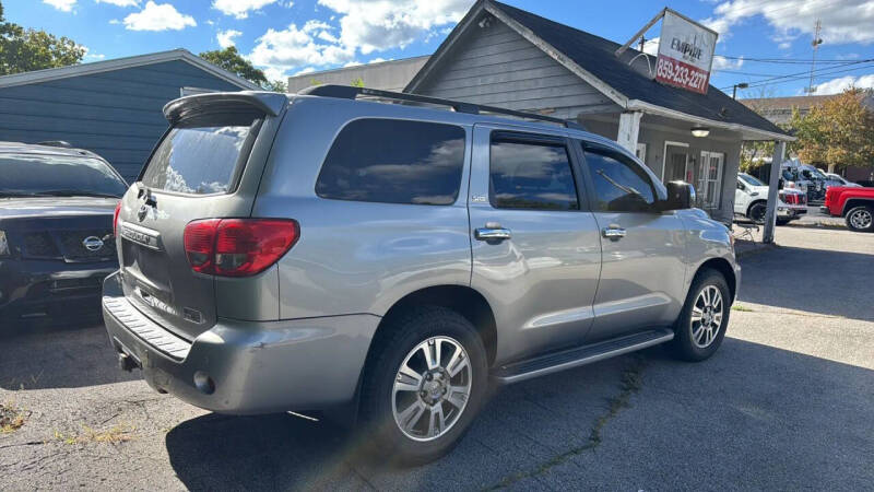 2008 Toyota Sequoia SR5