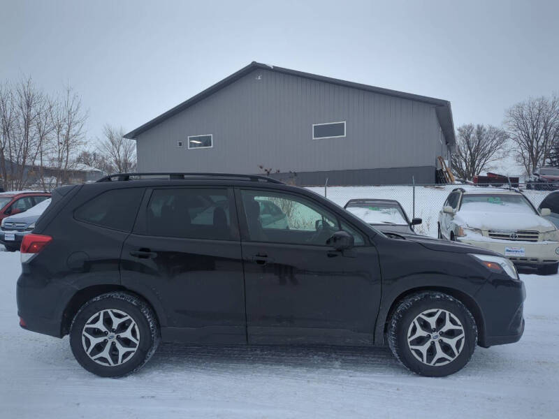 2022 Subaru Forester Premium