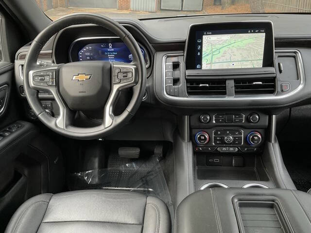 2024 Chevrolet Suburban LT