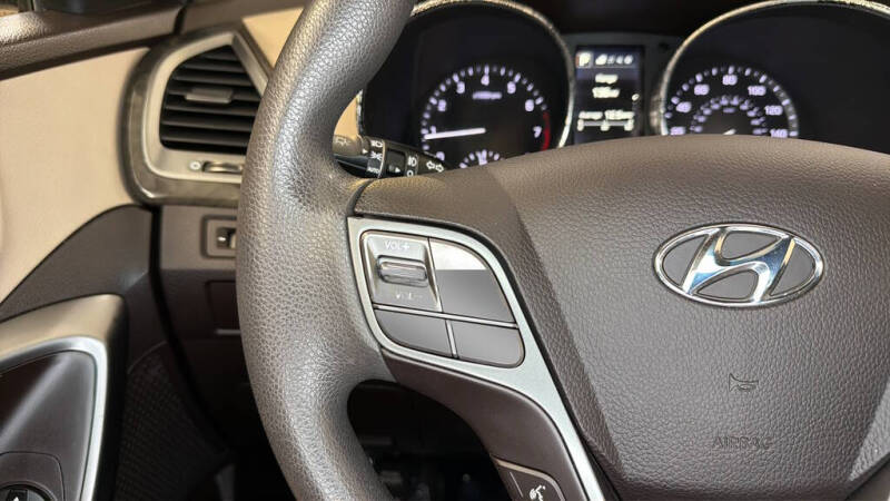 2017 Hyundai Santa Fe Sport 2.4L