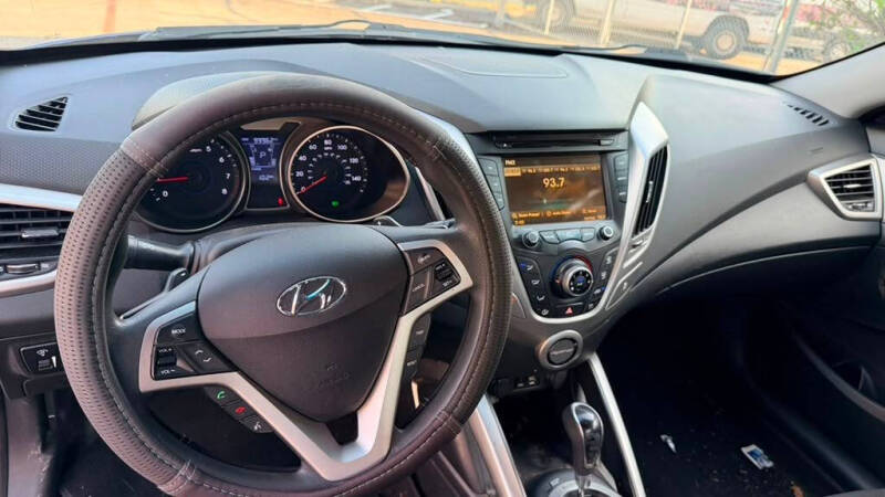 2016 Hyundai Veloster