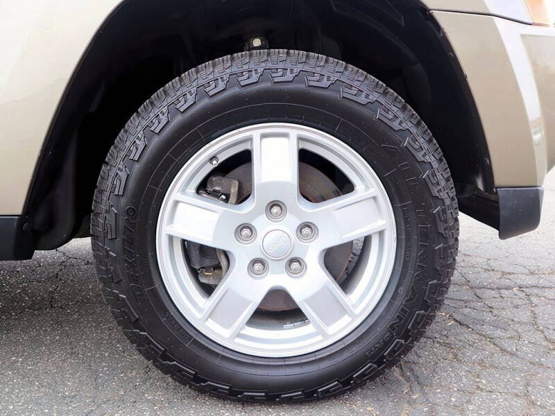 2005 Jeep Grand Cherokee Laredo