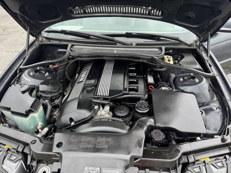 2002 BMW 3 Series 325Ci