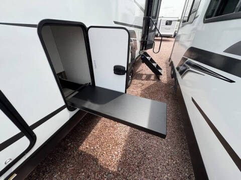 2025 Venture RV SportTrek
