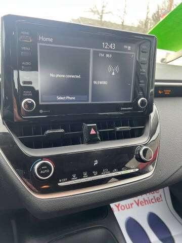 2022 Toyota Corolla LE