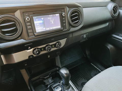 2019 Toyota Tacoma SR
