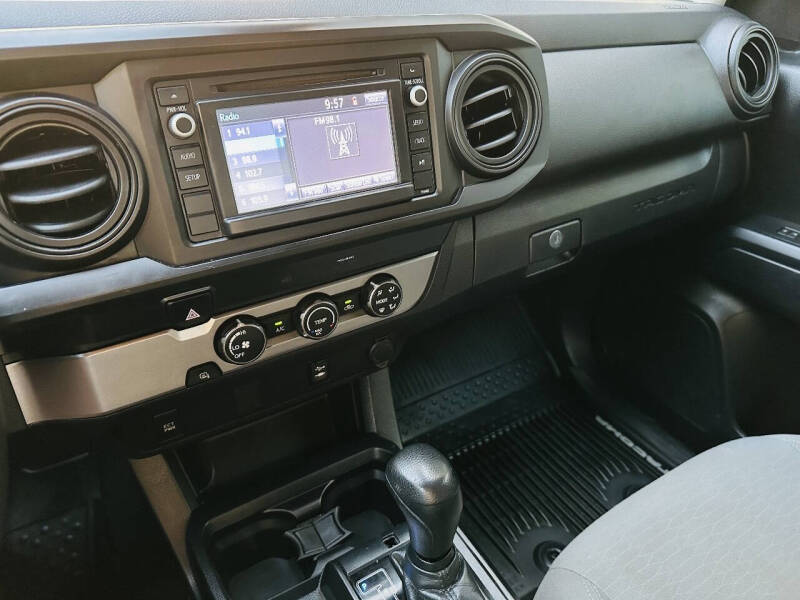 2019 Toyota Tacoma SR