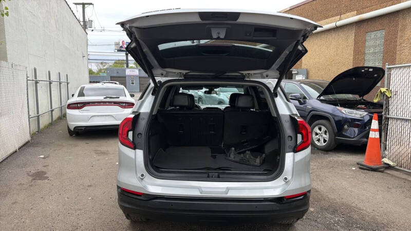 2021 GMC Terrain SLT