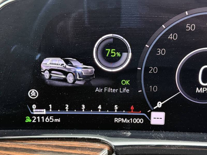 2022 Cadillac Escalade Luxury