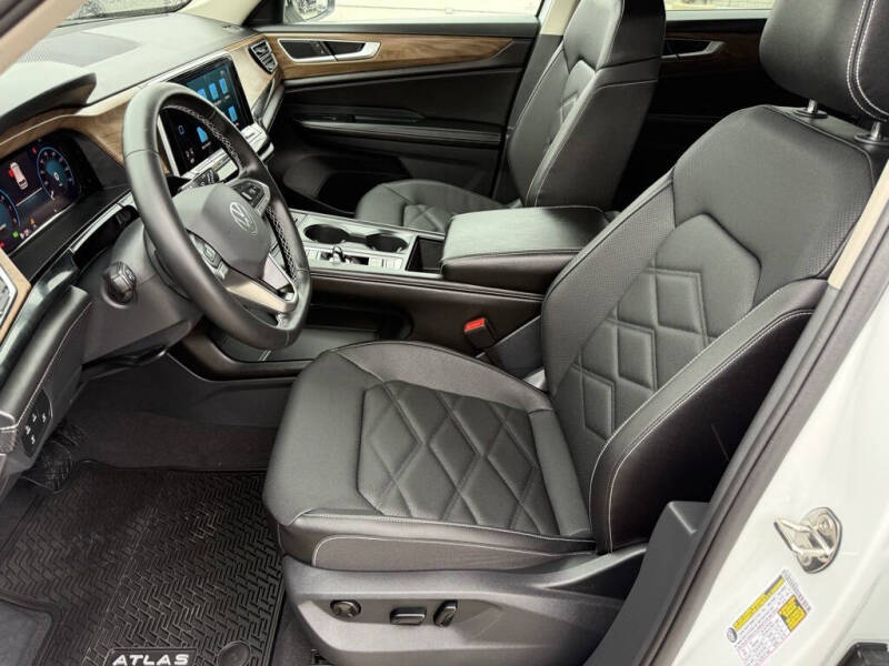 2026 Volkswagen Atlas SE