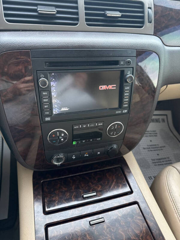 2009 GMC Yukon Denali