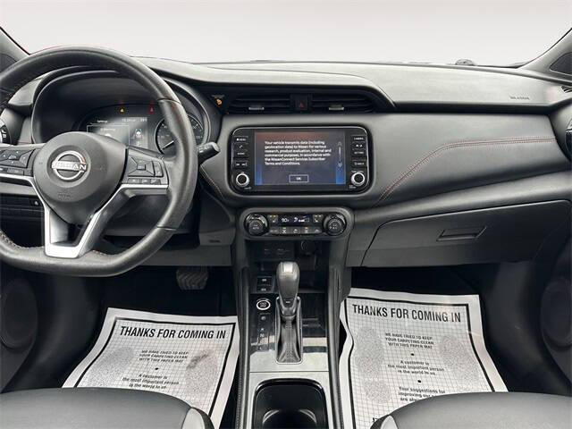 2024 Nissan Kicks SR