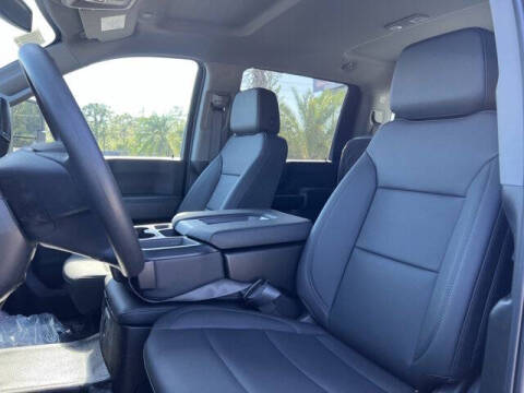 2025 Chevrolet Silverado 3500HD CC Work Truck