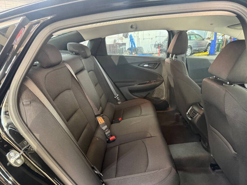 2025 Chevrolet Malibu LT