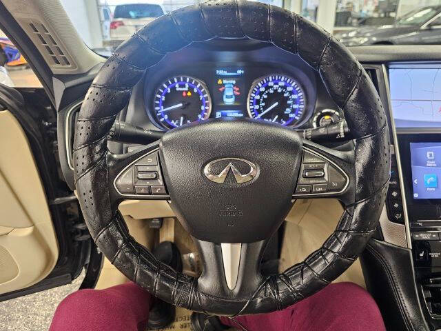 2015 Infiniti Q50 Premium