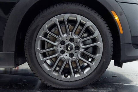 2025 MINI Hardtop 2 Door Cooper Signature Trim