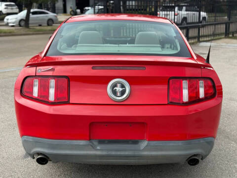 2011 Ford Mustang