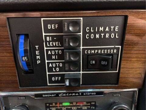 1977 Mercedes-Benz 300-Class