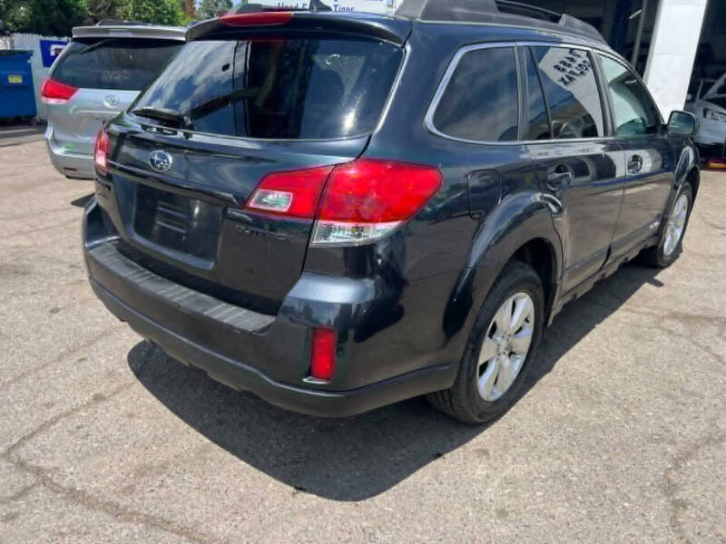 2011 Subaru Outback 3.6R Limited