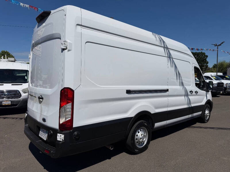 2024 Ford Transit 350 HD