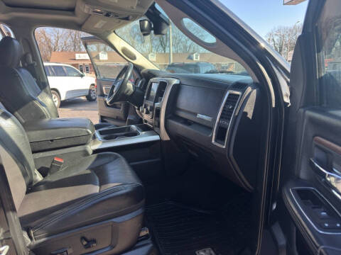 2015 RAM 1500 Laramie