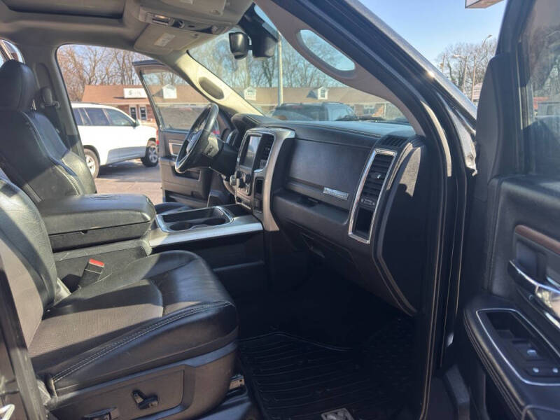 2015 RAM 1500 Laramie