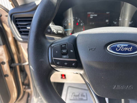 2020 Ford Escape SE