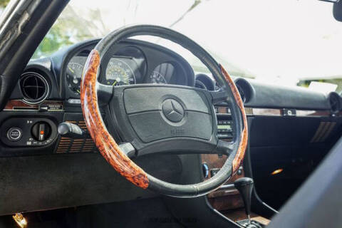 1987 Mercedes-Benz 560-Class 560 SL