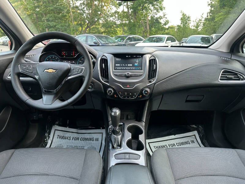 2018 Chevrolet Cruze LT Auto